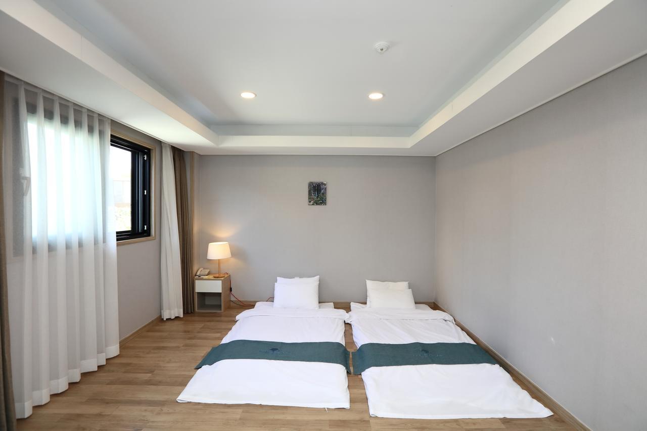 Blue Mountain Hotel Songsan-ni Exterior photo